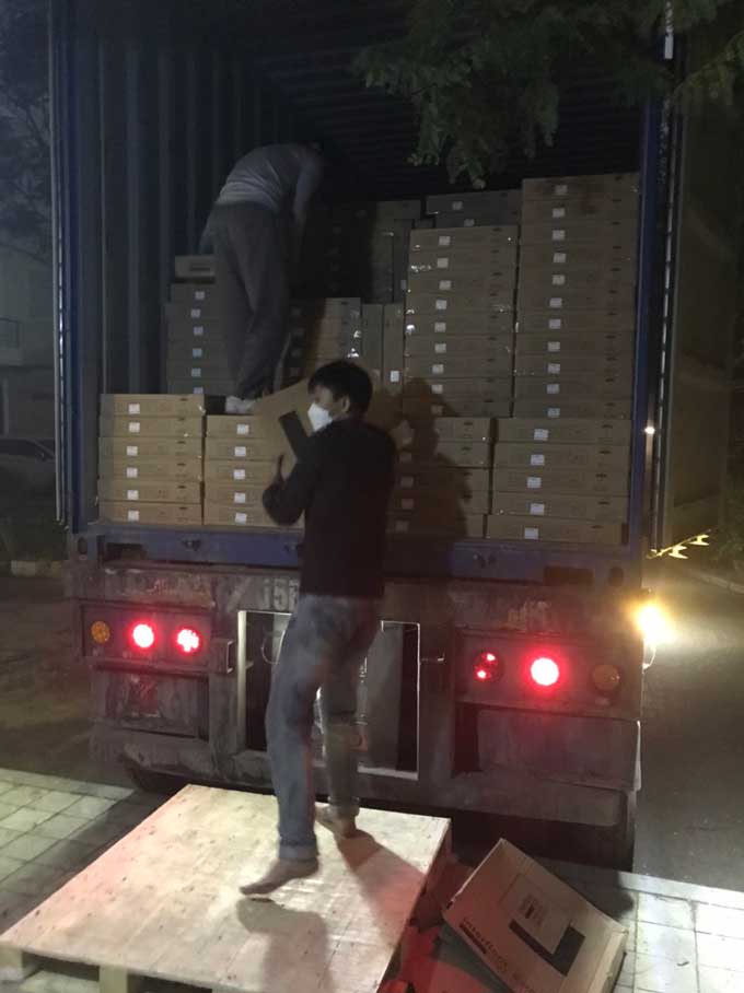 Kho thảm trải s&agrave;n 07