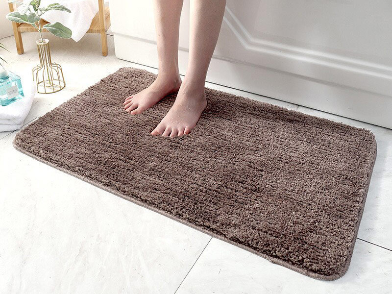 Thảm chùi chân gia đình