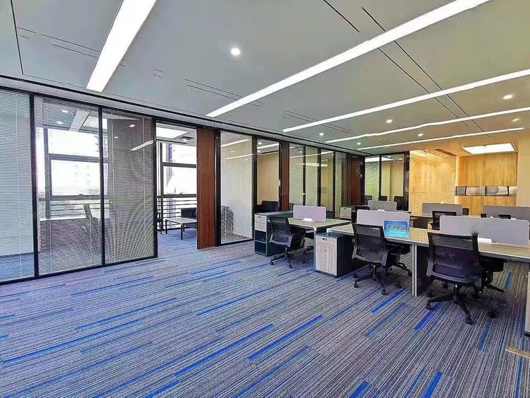 Thảm trải s&agrave;n khu nh&acirc;n vi&ecirc;n