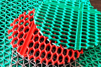 Thảm Nhựa Tổ Ong Chống Trơn