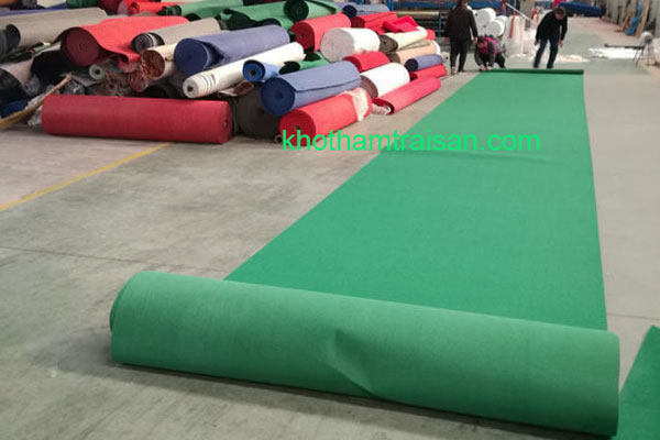 Thảm xanh lá sự kiện